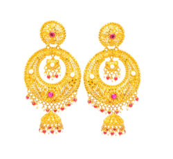 Beautiful gold earrings.