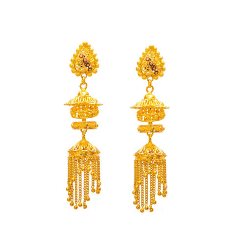 handmade traditional bridal jewellery or earrings in nepal.