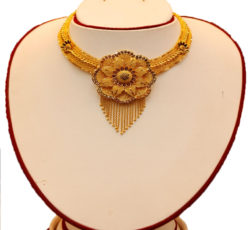 gold necklaces in Nepal.