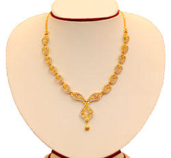 beautiful necklace for every women.