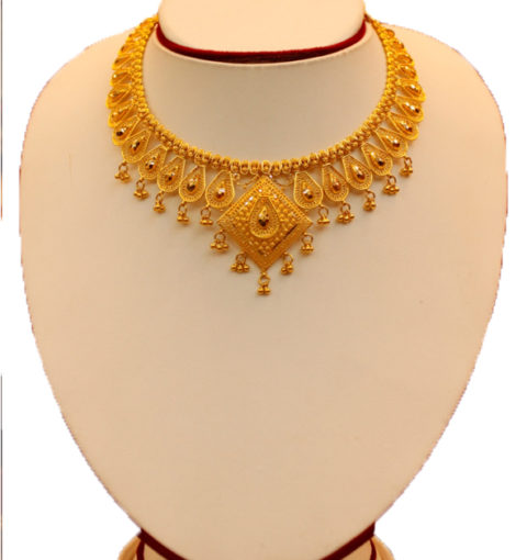best necklaces for ladies.